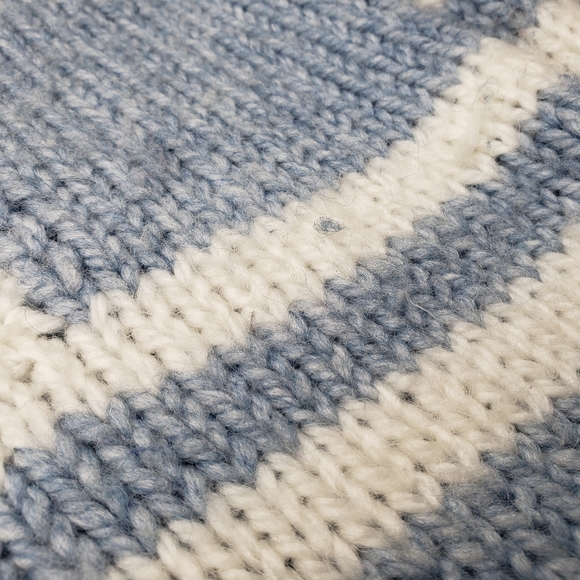 Handknit Crewneck Sweater Alternating Pattern Nautical Blue Chunky Knit - Picture 15 of 15